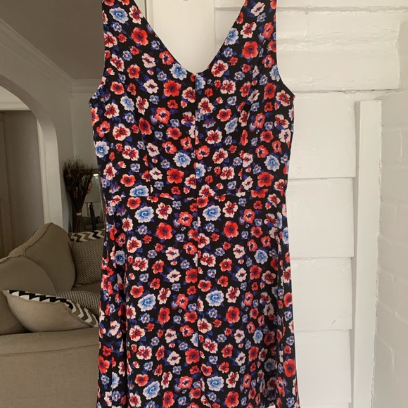 Forever 21 sundress! Size small - Picture 6 of 7